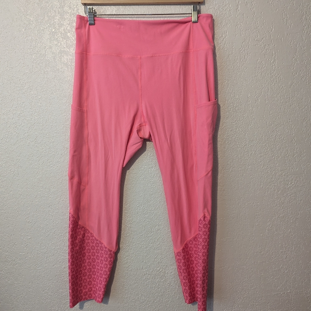 Zyia pink leggings